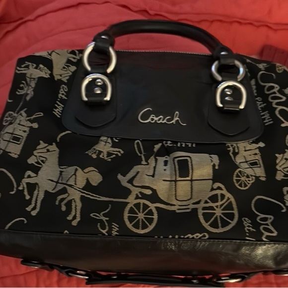 Coach Black and Cream Carriage Print Bag - Picture 1 of 6